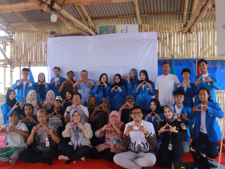 Grand Launching PPK Ormawa HIMAAKSI Dorong Pemberdayaan Masyarakat di Kelurahan Tanjung Mas